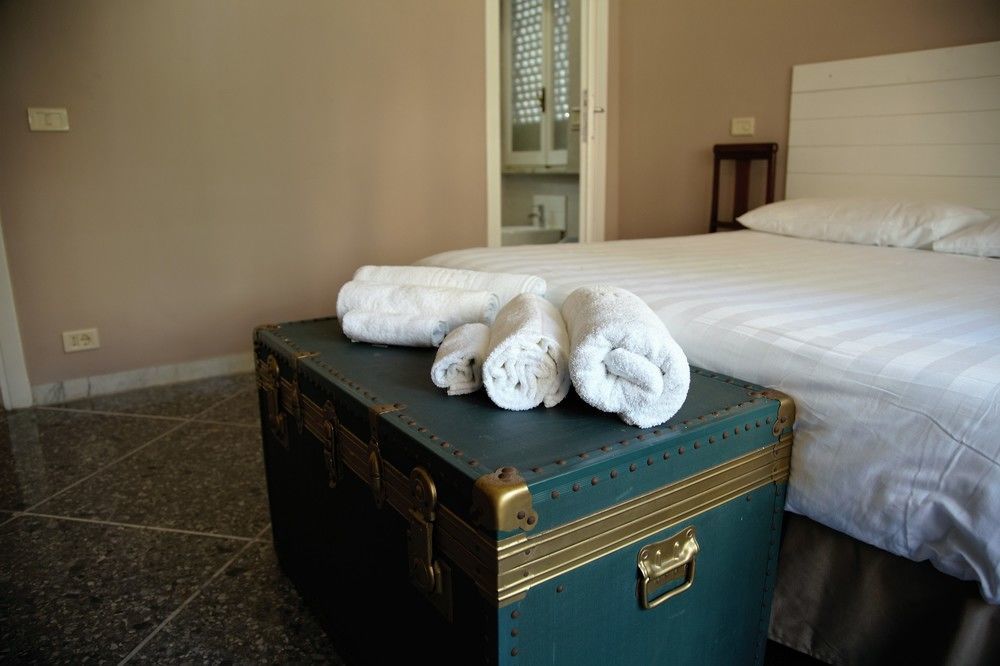 Roma Talenti Breme B&B Exterior photo