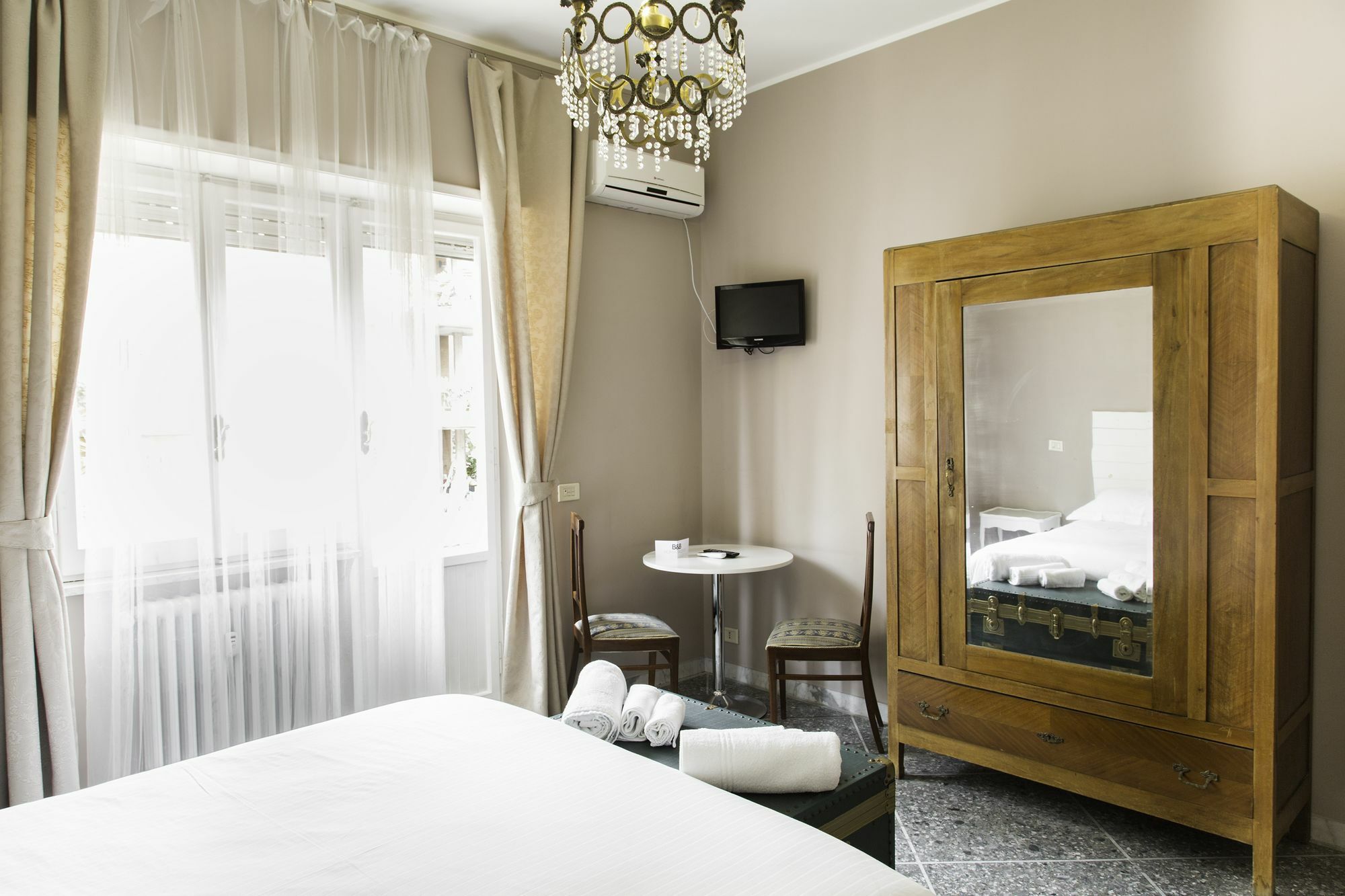 Roma Talenti Breme B&B Exterior photo